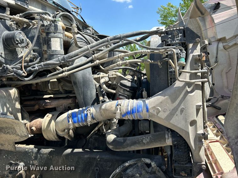 image for item DR4631 2007 Sterling L9511  ready mix truck