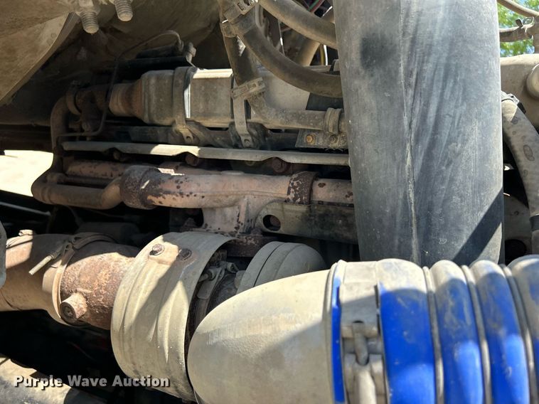 image for item DR4631 2007 Sterling L9511  ready mix truck