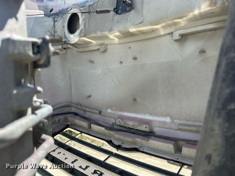 image for item DR4631 2007 Sterling L9511  ready mix truck