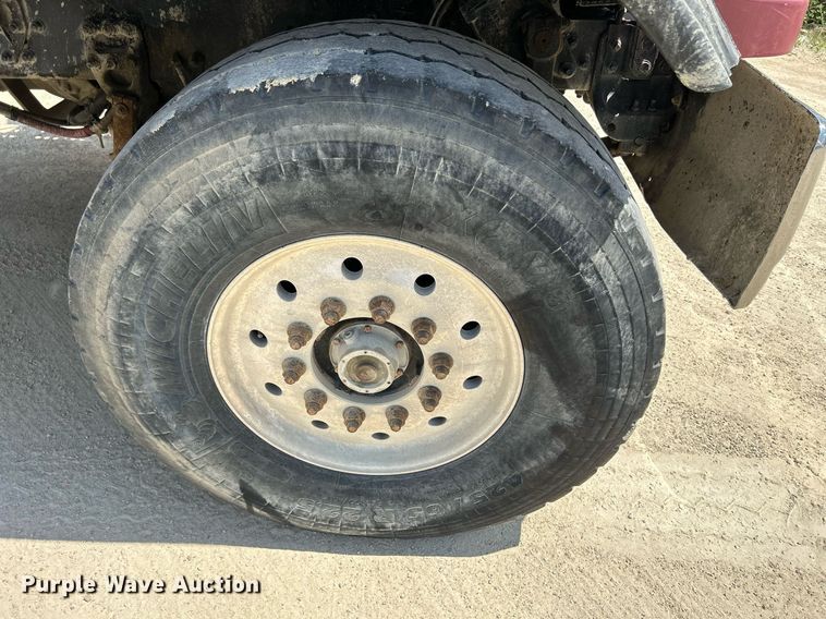 image for item DR4631 2007 Sterling L9511  ready mix truck