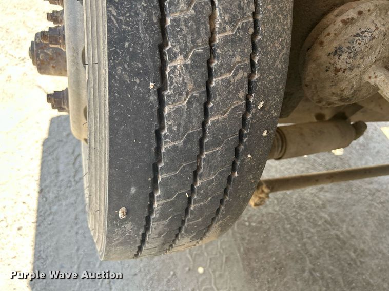 image for item DR4631 2007 Sterling L9511  ready mix truck