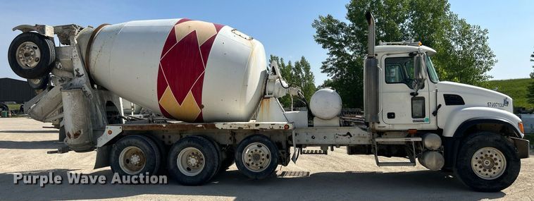 image for item DR4632 2007 Mack CV513 Granite  ready mix truck