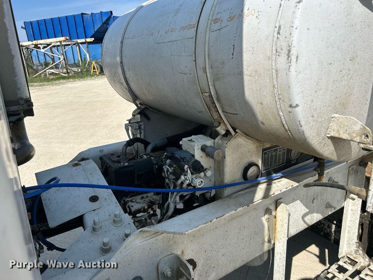 image for item DR4632 2007 Mack CV513 Granite  ready mix truck