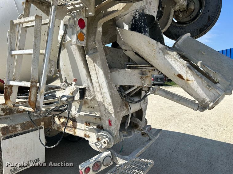 image for item DR4632 2007 Mack CV513 Granite  ready mix truck