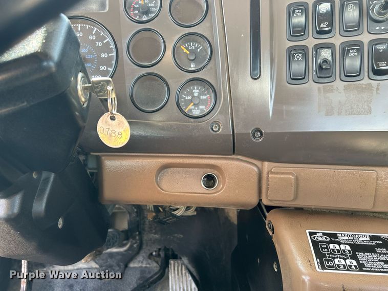 image for item DR4632 2007 Mack CV513 Granite  ready mix truck