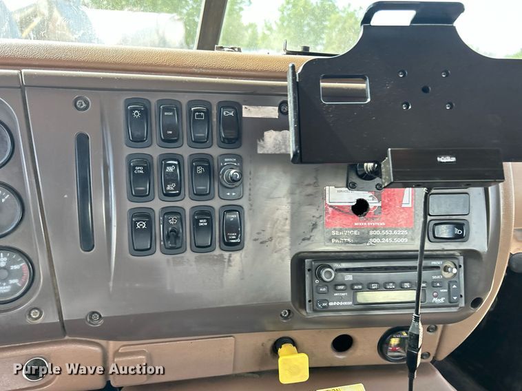 image for item DR4632 2007 Mack CV513 Granite  ready mix truck