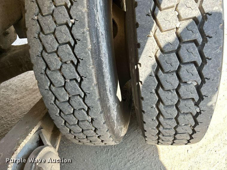 image for item DR4632 2007 Mack CV513 Granite  ready mix truck