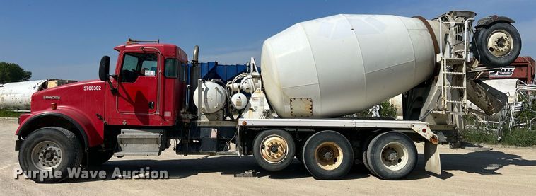 image for item DR4633 2003 Kenworth W900  ready mix truck