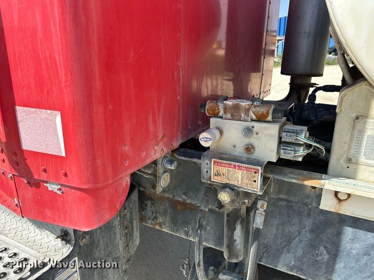 image for item DR4633 2003 Kenworth W900  ready mix truck