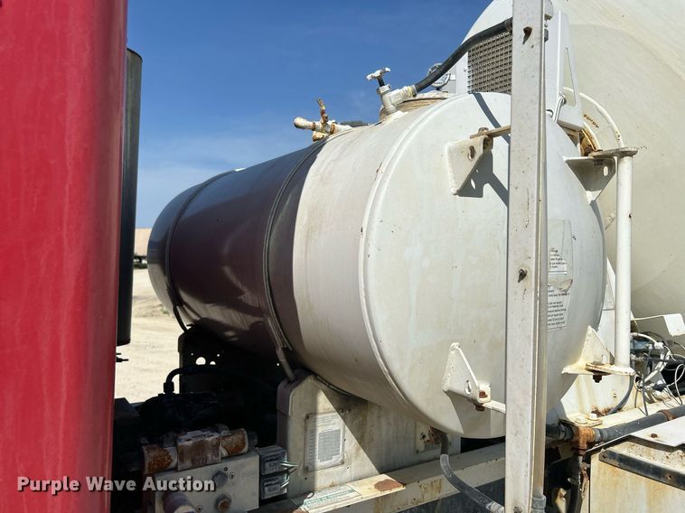 image for item DR4633 2003 Kenworth W900  ready mix truck