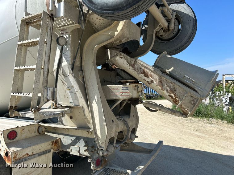 image for item DR4633 2003 Kenworth W900  ready mix truck