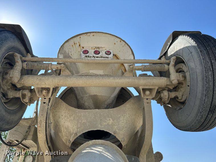 image for item DR4633 2003 Kenworth W900  ready mix truck