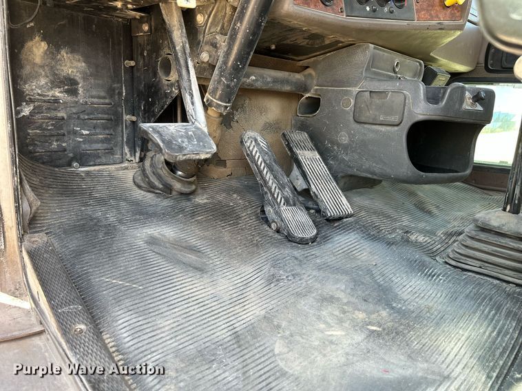 image for item DR4633 2003 Kenworth W900  ready mix truck