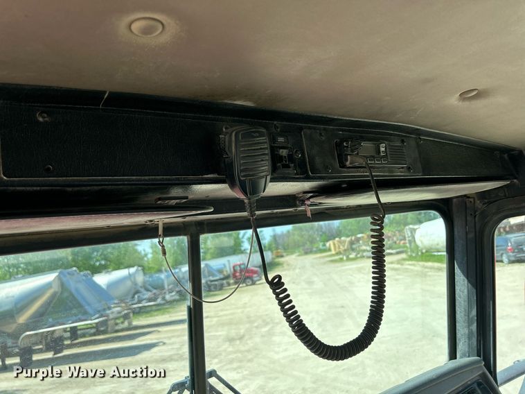 image for item DR4633 2003 Kenworth W900  ready mix truck