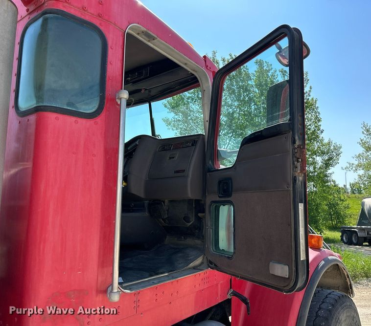 image for item DR4633 2003 Kenworth W900  ready mix truck