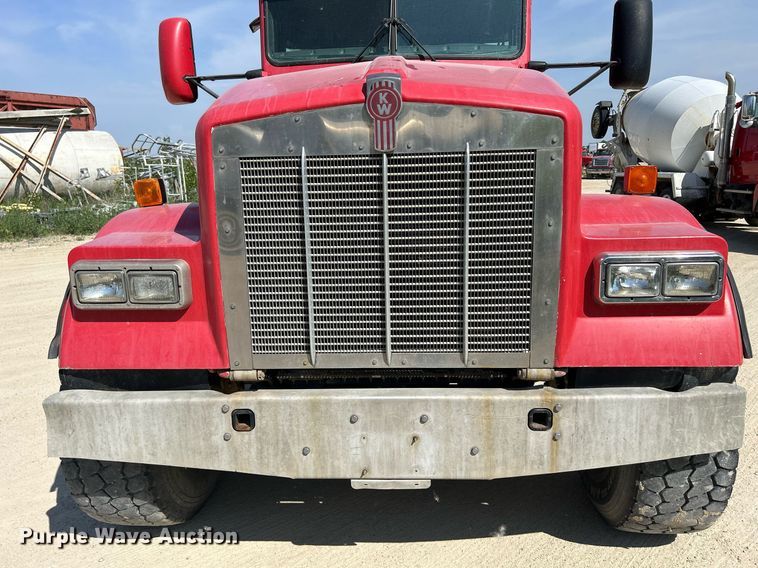 image for item DR4633 2003 Kenworth W900  ready mix truck