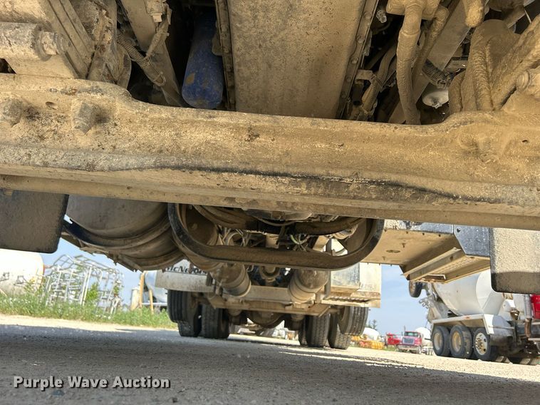 image for item DR4633 2003 Kenworth W900  ready mix truck