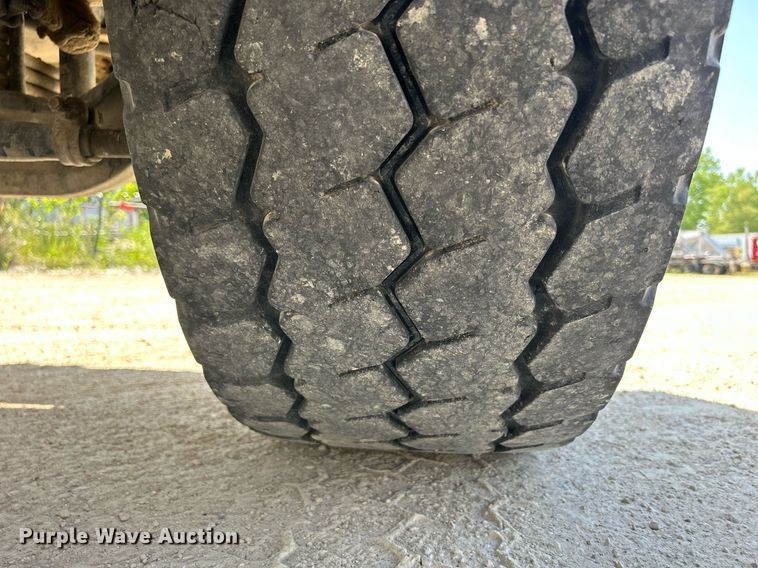 image for item DR4633 2003 Kenworth W900  ready mix truck