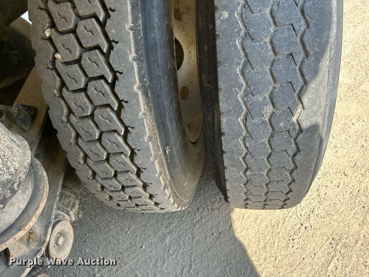 image for item DR4633 2003 Kenworth W900  ready mix truck