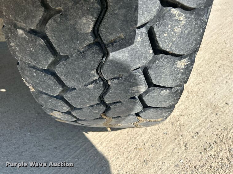 image for item DR4633 2003 Kenworth W900  ready mix truck