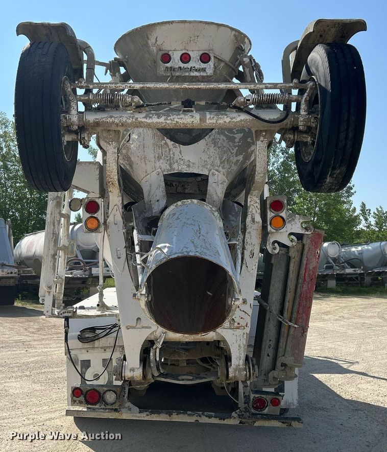 image for item DR4634 2007 Mack CV513 Granite  ready mix truck