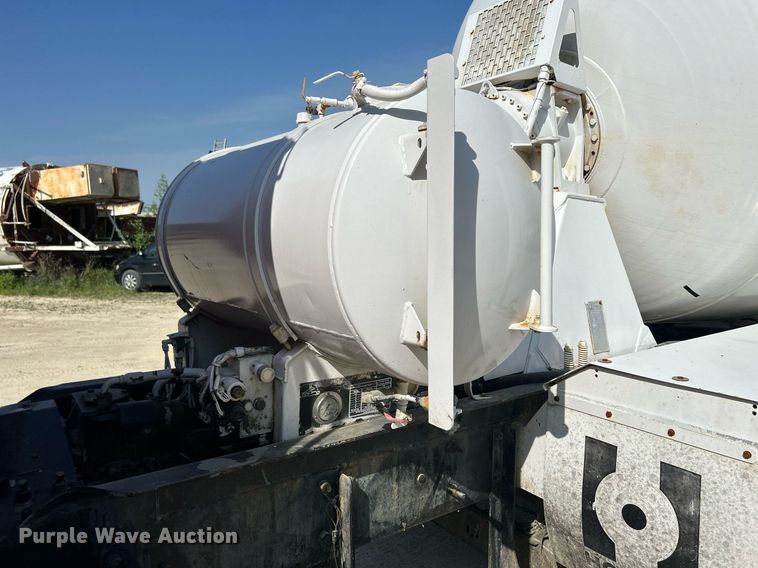 image for item DR4634 2007 Mack CV513 Granite  ready mix truck