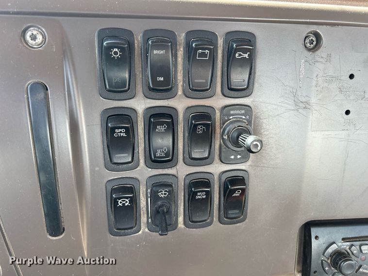 image for item DR4634 2007 Mack CV513 Granite  ready mix truck