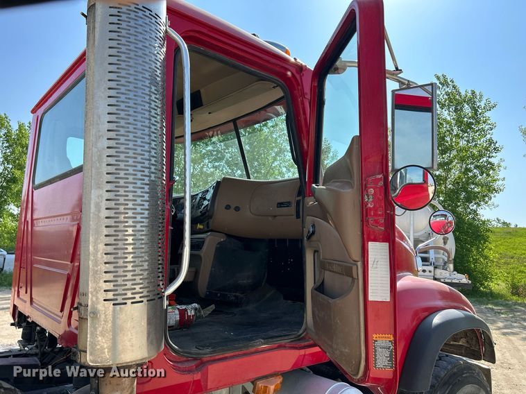 image for item DR4634 2007 Mack CV513 Granite  ready mix truck