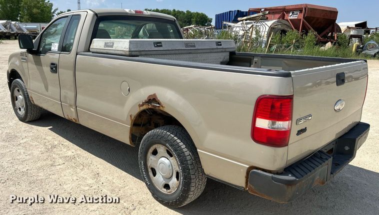 image for item DR4635 2007 Ford F150 XL  pickup truck
