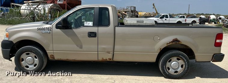 image for item DR4635 2007 Ford F150 XL  pickup truck