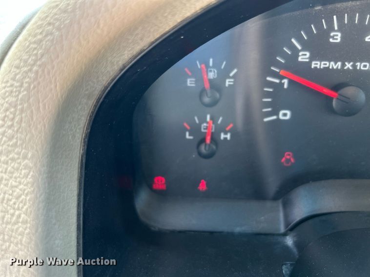 image for item DR4635 2007 Ford F150 XL  pickup truck