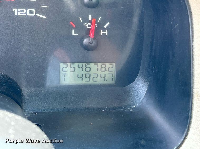 image for item DR4635 2007 Ford F150 XL  pickup truck