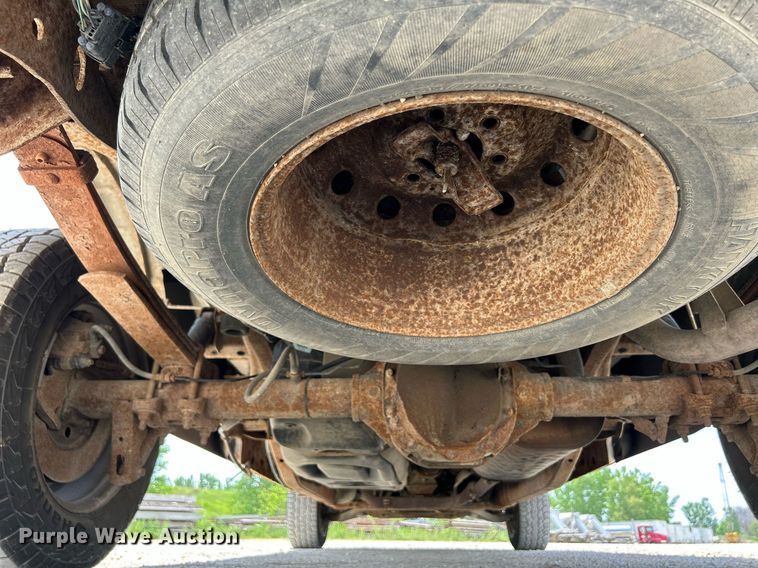 image for item DR4635 2007 Ford F150 XL  pickup truck