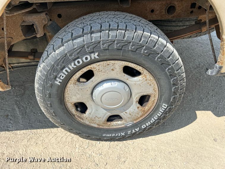 image for item DR4635 2007 Ford F150 XL  pickup truck