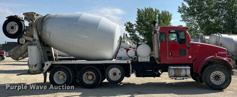 image for item DR4636 2003 Kenworth W900  ready mix truck