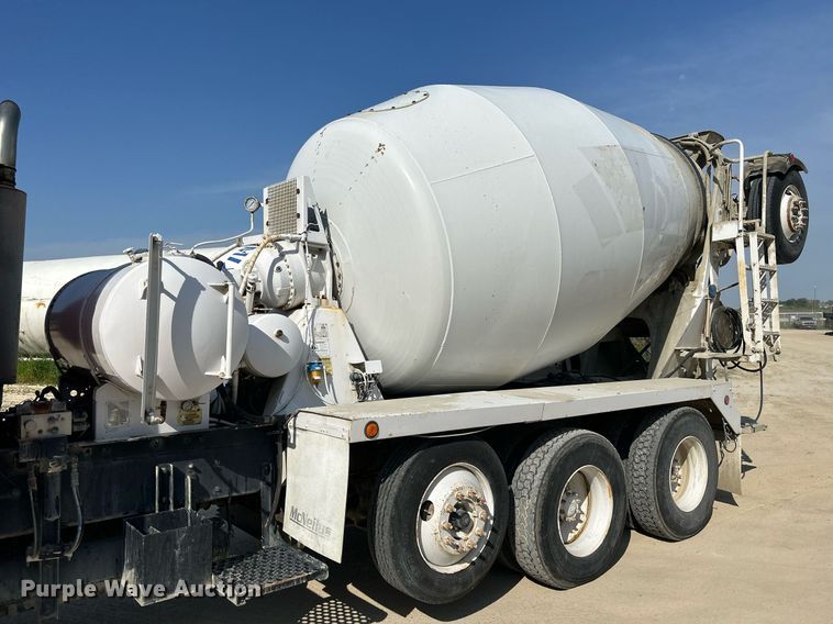 image for item DR4636 2003 Kenworth W900  ready mix truck