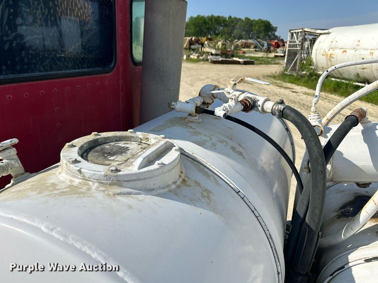 image for item DR4636 2003 Kenworth W900  ready mix truck