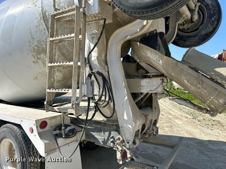 image for item DR4636 2003 Kenworth W900  ready mix truck