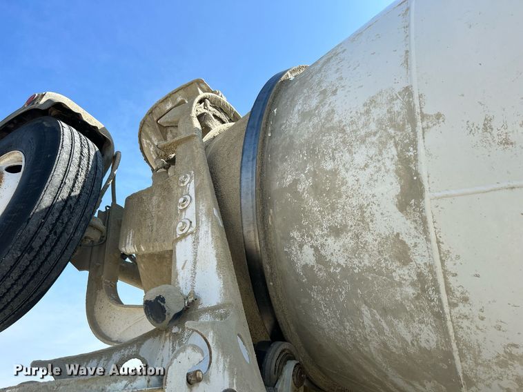 image for item DR4636 2003 Kenworth W900  ready mix truck