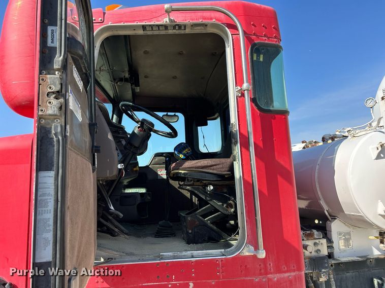 image for item DR4636 2003 Kenworth W900  ready mix truck