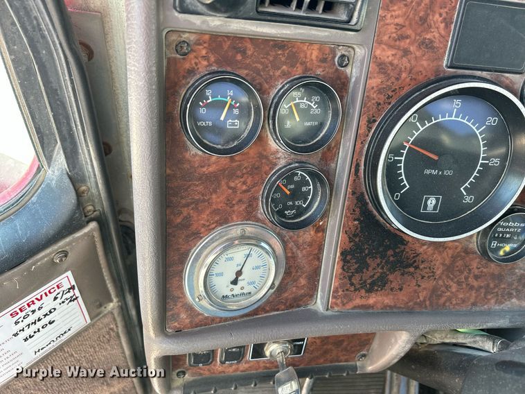 image for item DR4636 2003 Kenworth W900  ready mix truck