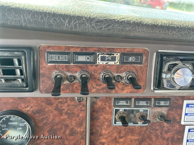 image for item DR4636 2003 Kenworth W900  ready mix truck