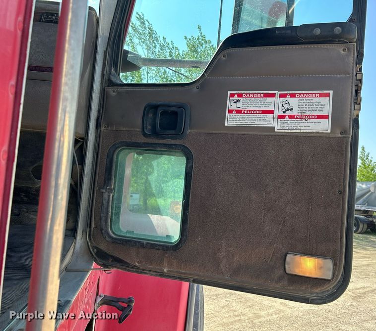 image for item DR4636 2003 Kenworth W900  ready mix truck