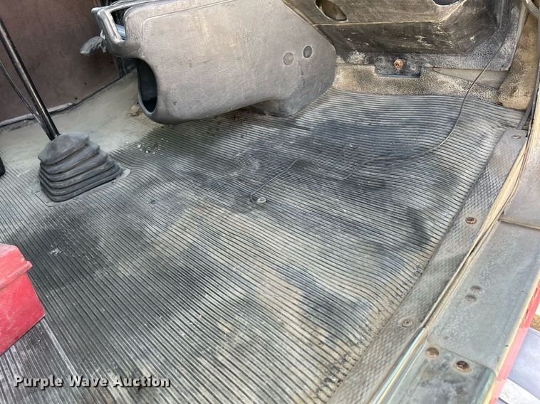 image for item DR4636 2003 Kenworth W900  ready mix truck