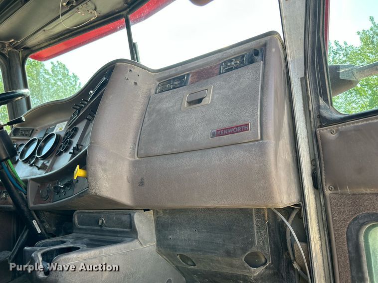 image for item DR4636 2003 Kenworth W900  ready mix truck