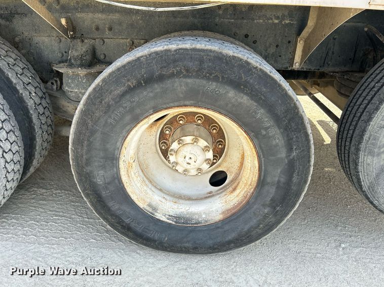 image for item DR4636 2003 Kenworth W900  ready mix truck