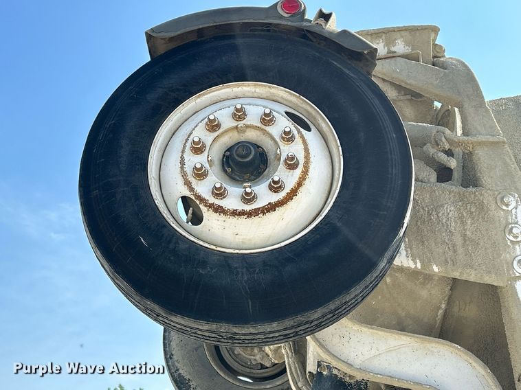 image for item DR4636 2003 Kenworth W900  ready mix truck