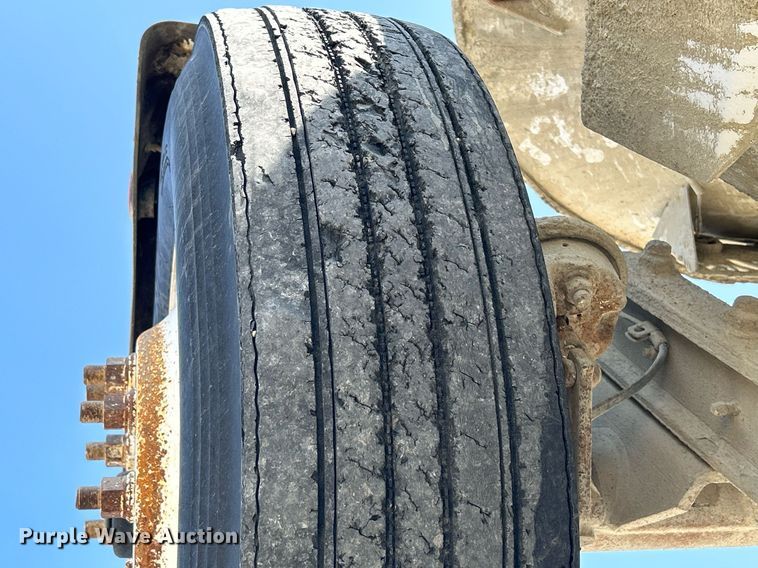 image for item DR4636 2003 Kenworth W900  ready mix truck