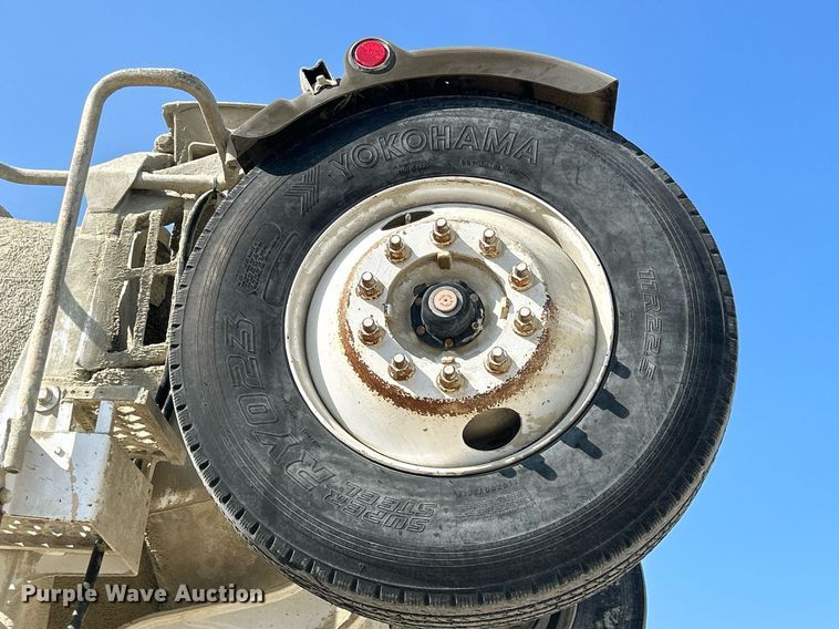 image for item DR4636 2003 Kenworth W900  ready mix truck