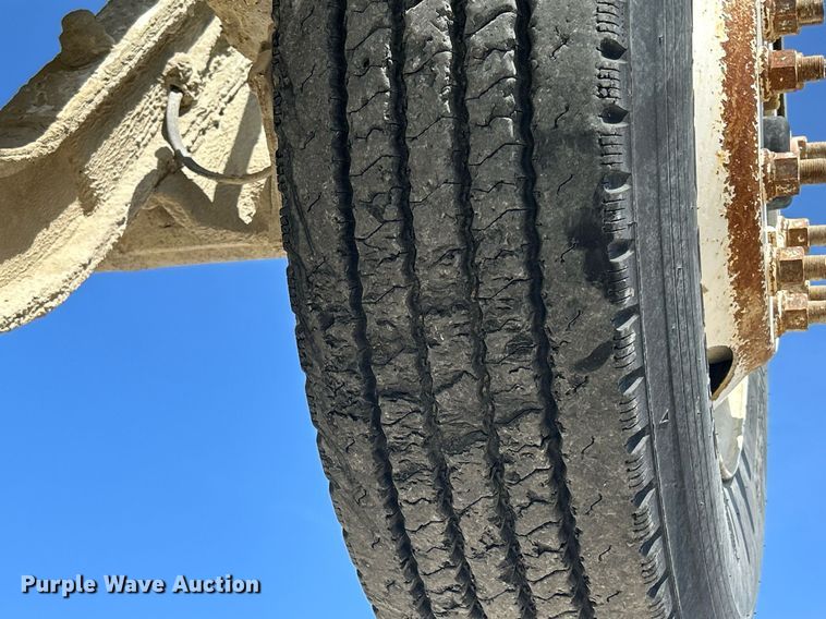 image for item DR4636 2003 Kenworth W900  ready mix truck